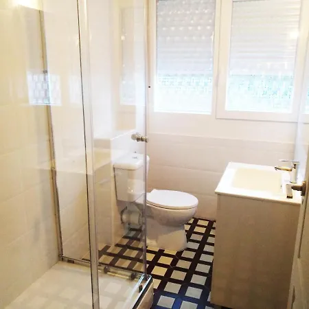 Inviting 4-Bed Apartment In Ri Apartment